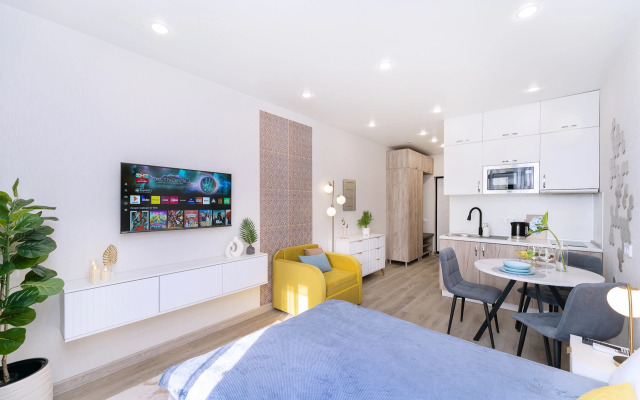 Квартира Студия с Балконом и Видом на Море