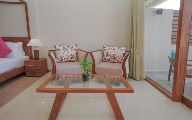 Breeze Pasikudah Resort Hotel