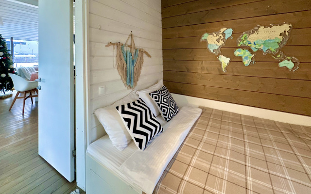 Частный дом уютный дубль у леса и поля