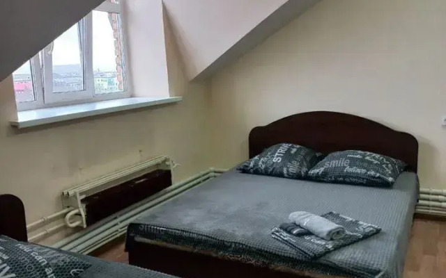 Студия на Горького 48 (48)