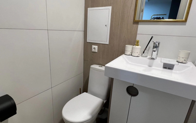 520 Alleya Pervoy Mayovki Apartment