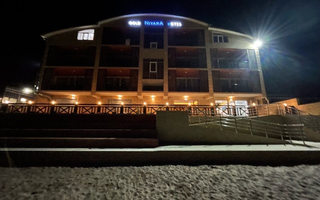 Gold Niyara Hotel