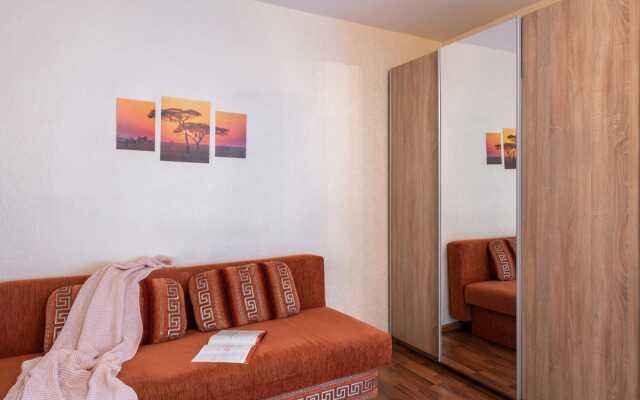 Natali  Apartments U Metro Chertanovskaya ryadom s fytbolnoy shkoloi