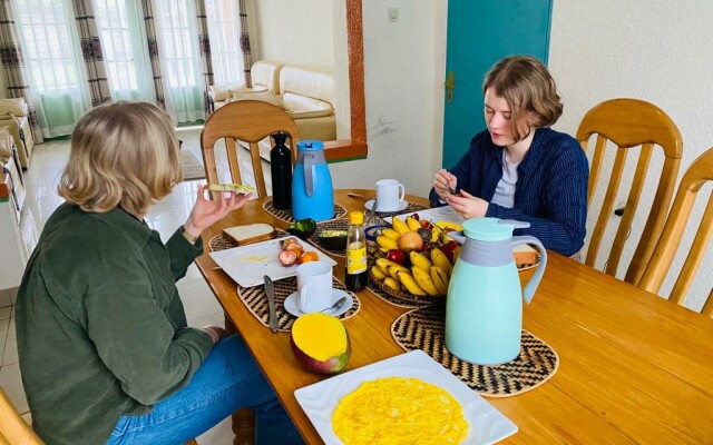 Virunga Homestay & Campsites