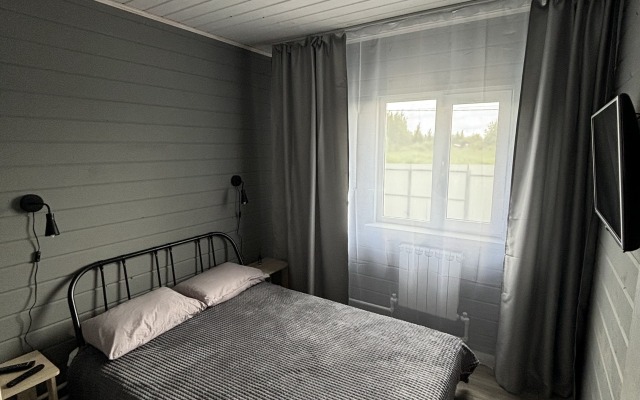 Nedaleko Ot Istoricheskogo Tsentra Guest House