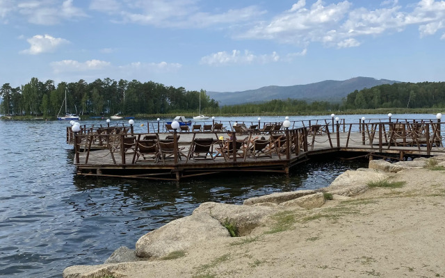 Апартаменты Золотой пляж Тургояк-Сити