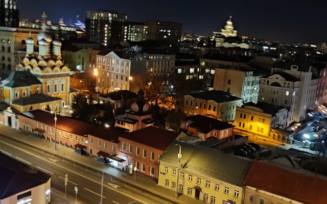 2-kh Komnatnaya Kvartira U Metro Polyanka Flat