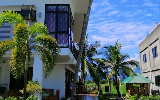 Casa Herminia Baler Guest House