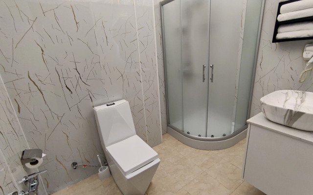 Corniche Baku White City Hotel
