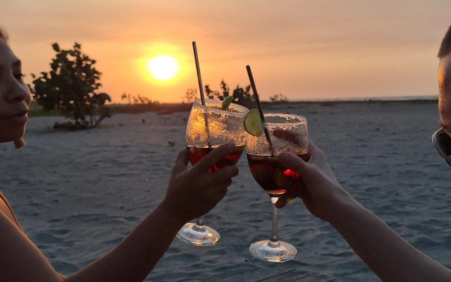 Ночлег и завтрак (B&B) Chevere Beach Hotel Frente Al Mar