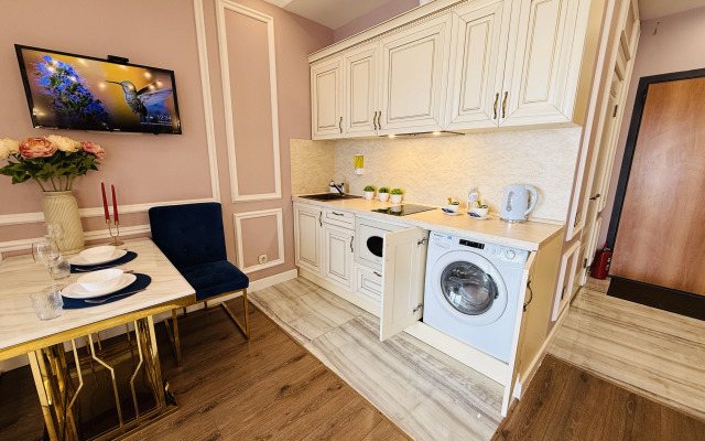 Shikarnye V Tsentre Goroda Apartments