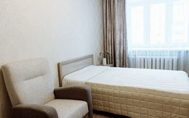 Квартира светлая однокомнатная на улице Лётчика Каберова 1А