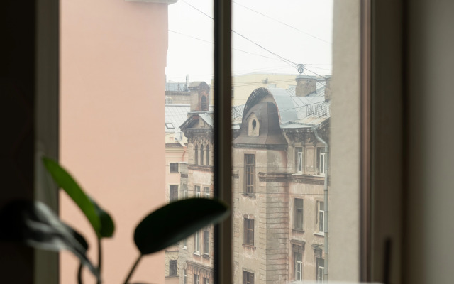 Апартаменты с мансардой на улице Тюшина