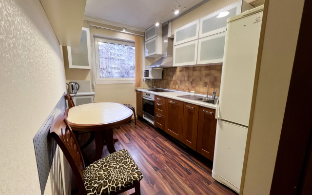 Квартира 3-комнатная на Беринга 10