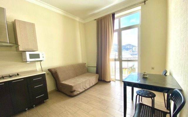 Red Rose Apartments