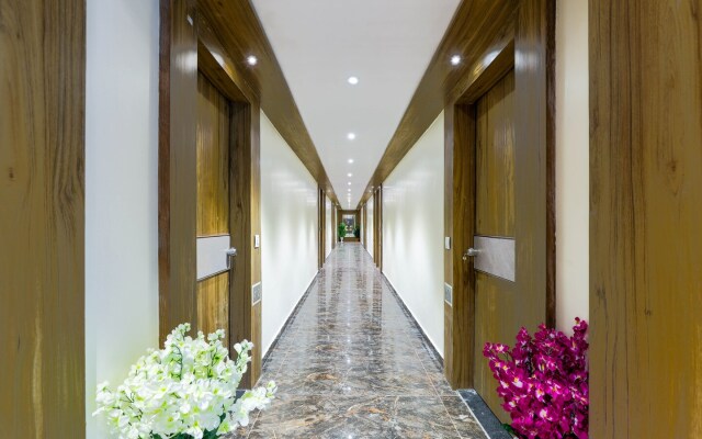 Rose Gold Hotel