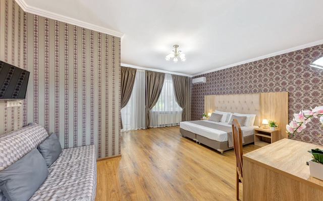 Ellada Guest House