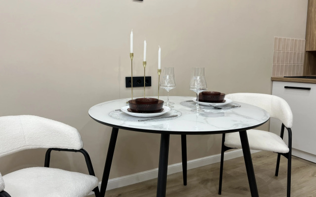 S Panoramnym Vidom Na Naberezhnuyu Tsentr Goroda Flat