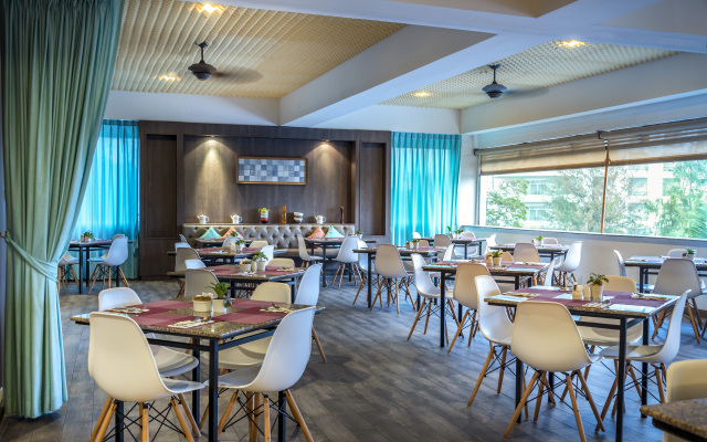 Отель Novotel Hua Hin Cha Am Beach Resort & Spa