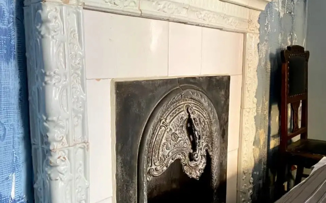 Апартаменты Дом с витражом