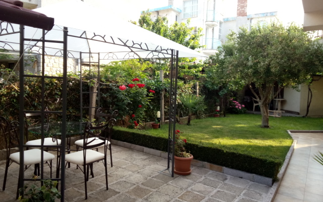 Bellehouse Guest House