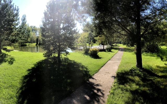 Гостевой Дом с Клёвой Рыбалкой в Своём Пруду, Около Реки