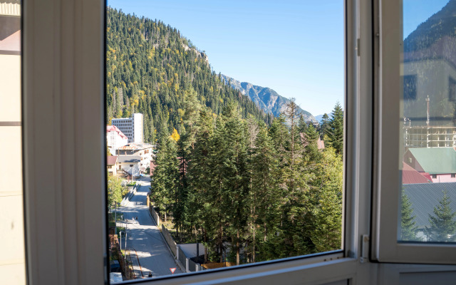 Апартаменты в Домбаи