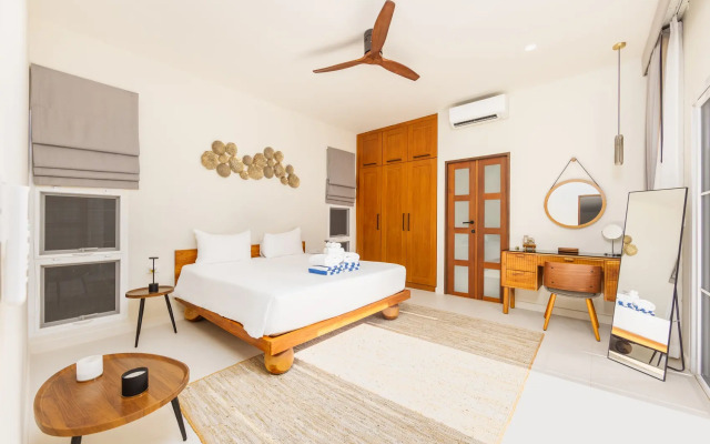 Emilia 3BR Private Pool Naiharn Villa