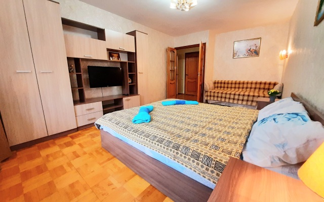Biryuzovaya Flat
