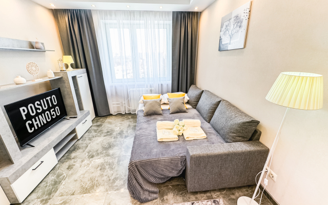 S zaseleniyem Lutshiy servis Posutochno50 Flat