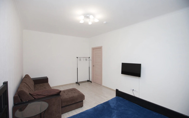 Varshavskoye Shosse 100k1 Flat