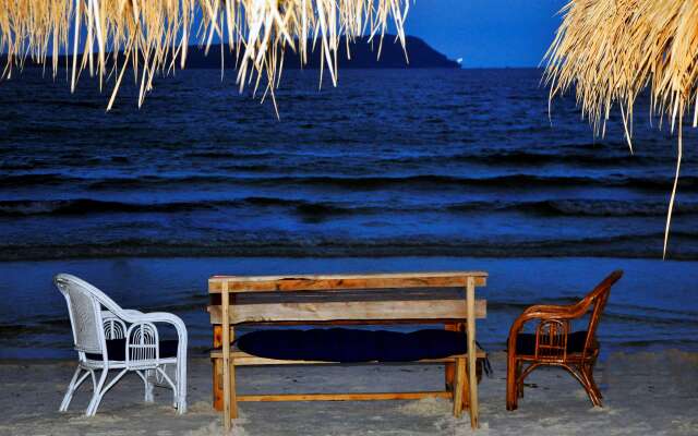 Ben white beach Bungalow