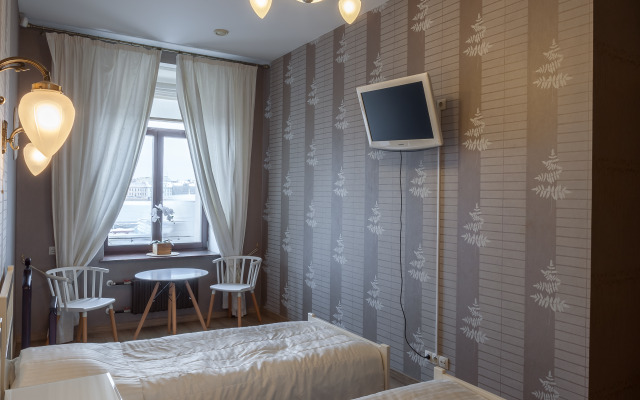 English Guest House Apartments