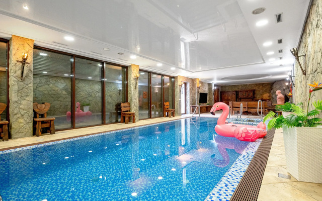 Частный дом в Сестрорецке с Баней и Бассейном