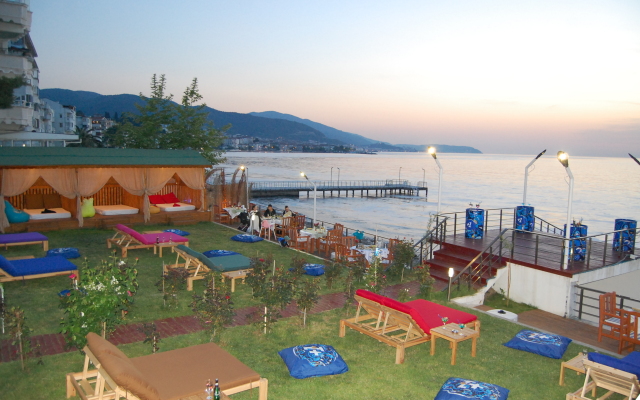 Grand Koru Otel Beach