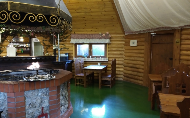 Smerekova Hata Kryim Hotel
