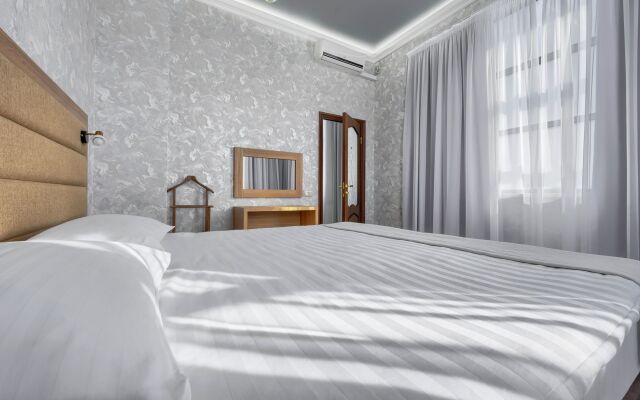Astoria Hotel