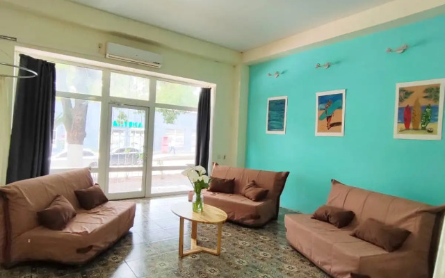 Studio Flat