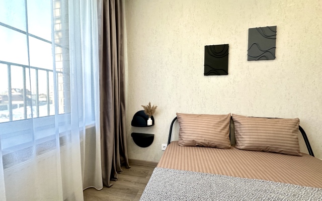 Evkalipt s Dizaynerskim Remontom v Sovremennom Rayone Apartments