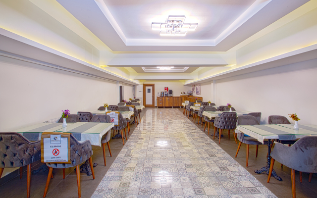 Sim Hotel