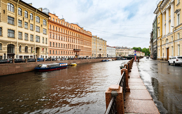 Апартаменты Делюкс на Мойке 40