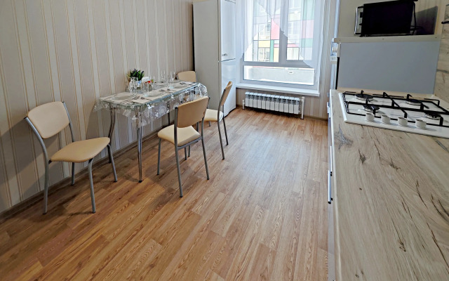 Uyutnye Sutki Na Ulitse Marshala Ustinova 10 Flat