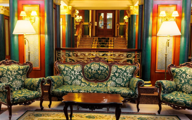 Simferopol Grand Hotel