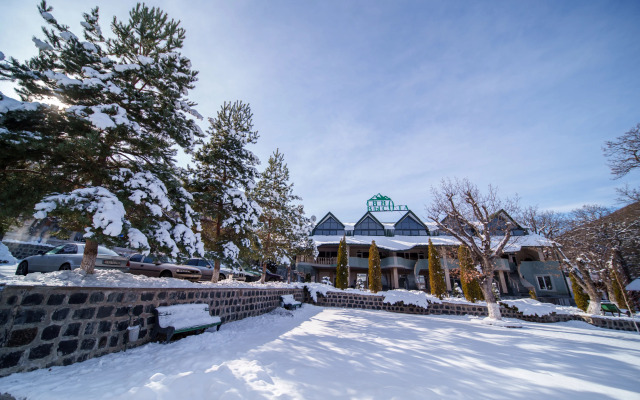 Vysota 1880 Hotel