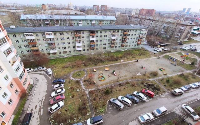 ryadom s Mntk im. Fedorova i Sk Zarya Flat