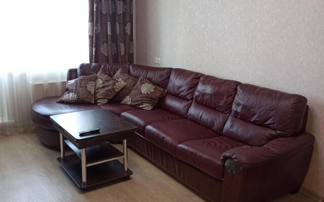 Квартира на Проспекте Шахтёров 82б