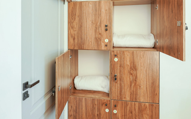 Best Way Hostel