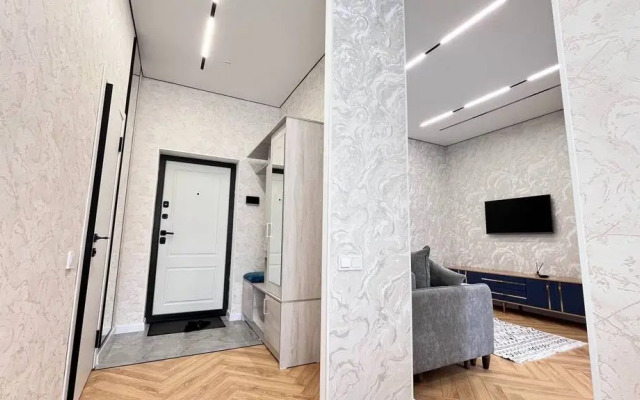 Yevrodvushka ryadom s Mega Parkom Flat