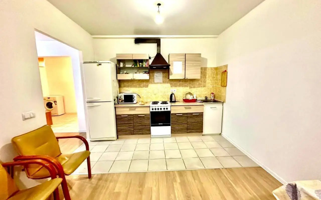 Квартира Трехкомнатная ул. Рябиновая 1