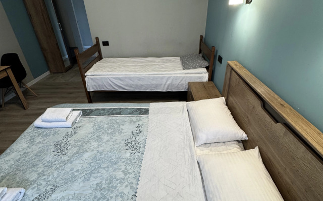 Barkhat Guest house